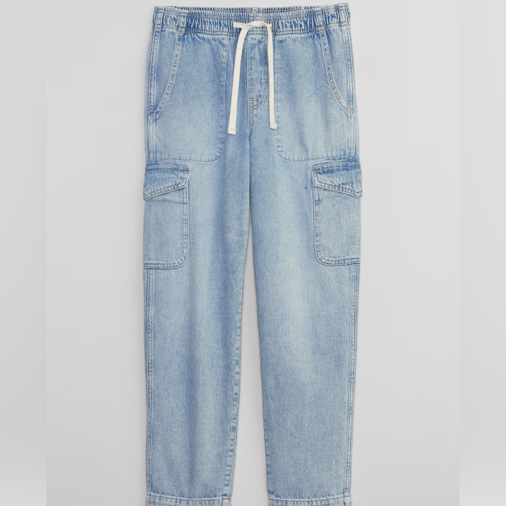 Gap Mid Rise Easy Cargo Jeans